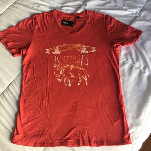 Buffalo David Bitton | Shirts | David Bitton Buffalo Tshirt Large ...